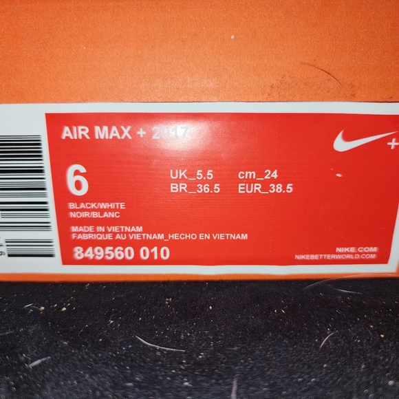 2017 Nike Airmax limited edition - Picture 10 of 10